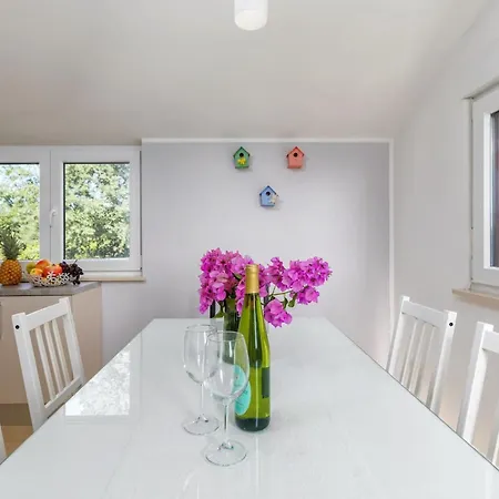 Sabi Relax Zone - Pool & Jacuzzi Апартаменты *