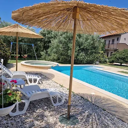 Sabi Relax Zone - Pool & Jacuzzi Apartmán