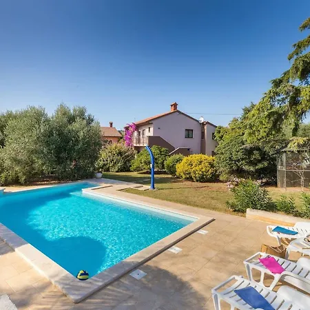 Sabi Relax Zone - Pool & Jacuzzi Apartment *