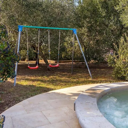 Sabi Relax Zone - Pool & Jacuzzi Apartment Pula
