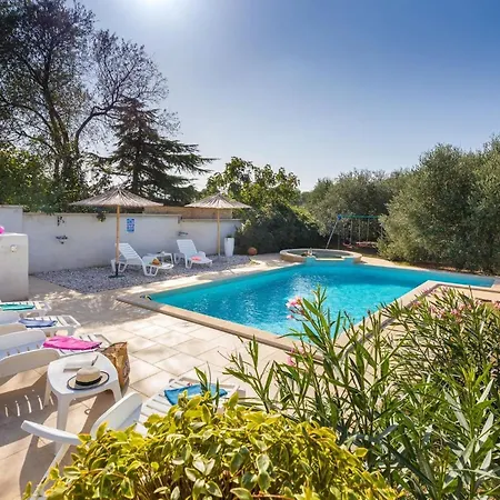 Sabi Relax Zone - Pool & Jacuzzi Apartment Pula